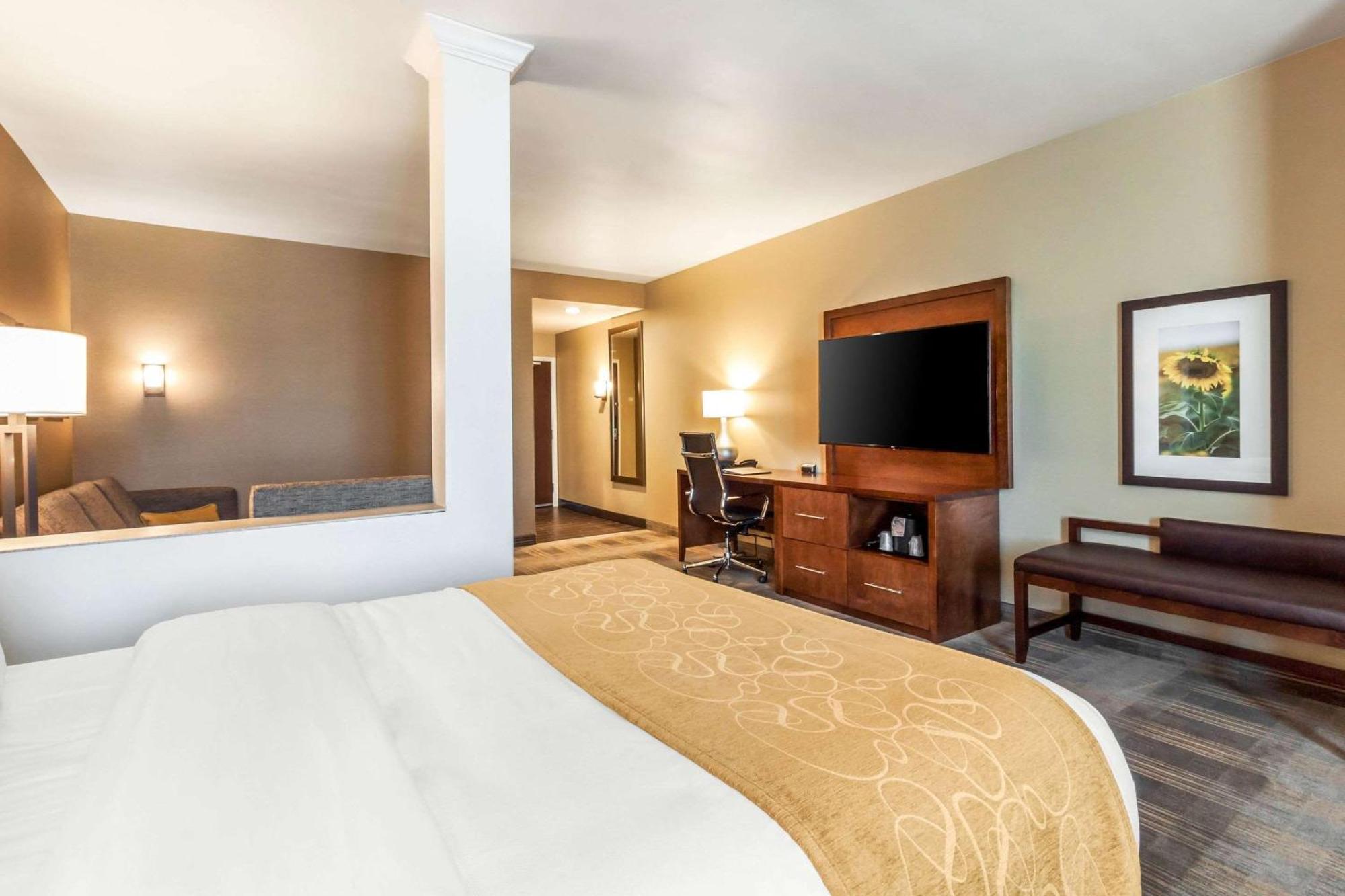 คอมฟอร์ต สวีทส์ ยูนิเวอร์ซิตี้ Hotel บรูคิงส์ ภายนอก รูปภาพ