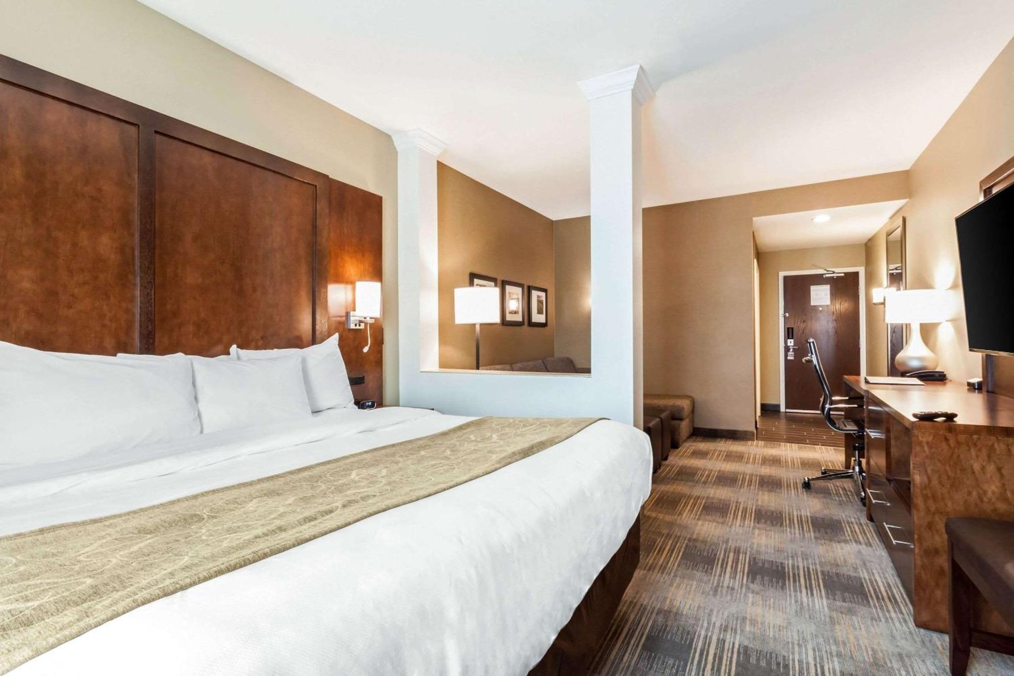 คอมฟอร์ต สวีทส์ ยูนิเวอร์ซิตี้ Hotel บรูคิงส์ ภายนอก รูปภาพ