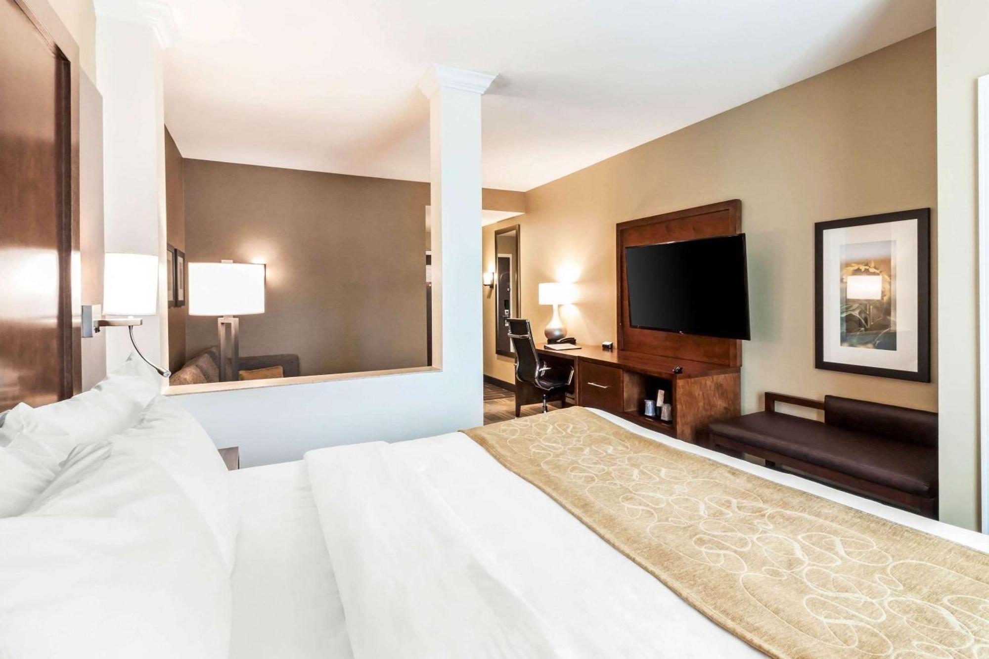 คอมฟอร์ต สวีทส์ ยูนิเวอร์ซิตี้ Hotel บรูคิงส์ ภายนอก รูปภาพ